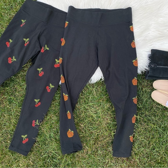 Victoria Secret Yoga Cherry and Peach Cotton Leggings XL bundle - Picture 2 of 8